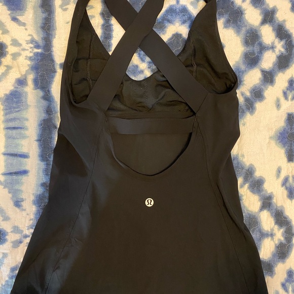 Lululemon tank - Picture 2 of 2